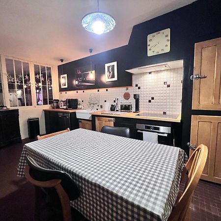 Bed and Breakfast Au Petit Bonheur Talence Esterno foto