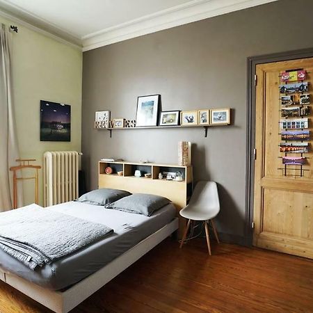 Bed and Breakfast Au Petit Bonheur Talence Esterno foto